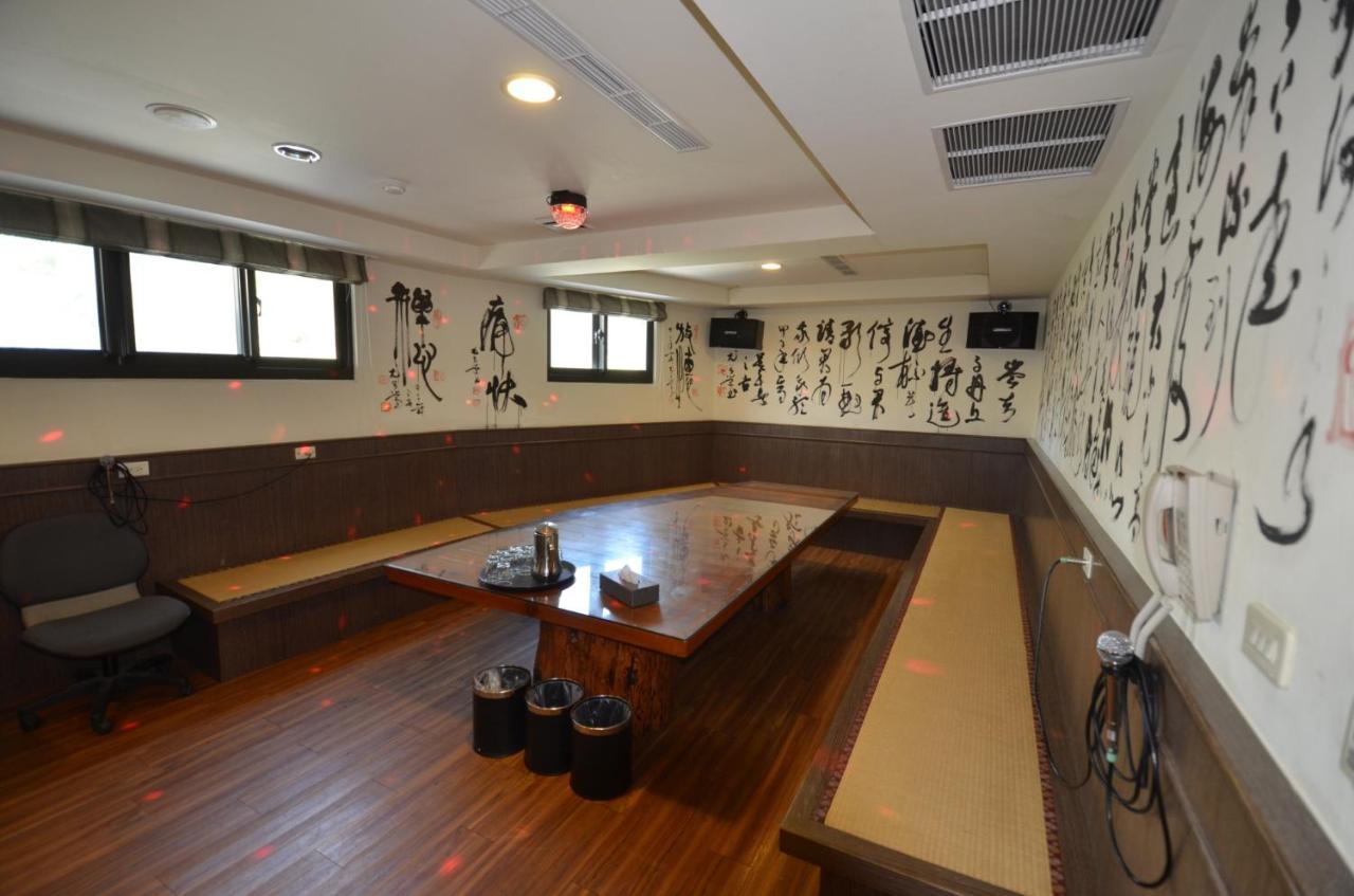 Classic Hotel Shvatan Nantou Luaran gambar