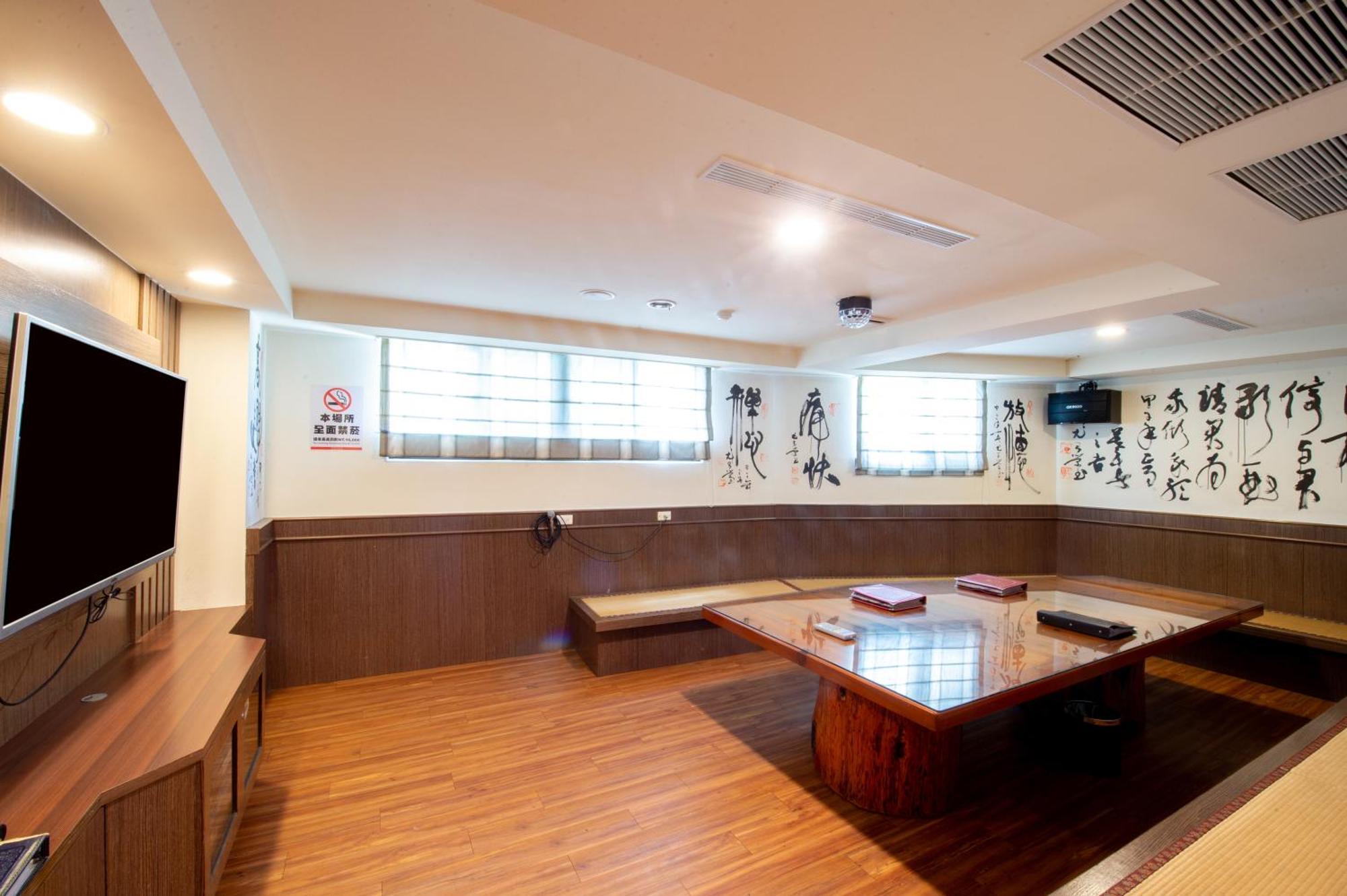 Classic Hotel Shvatan Nantou Luaran gambar