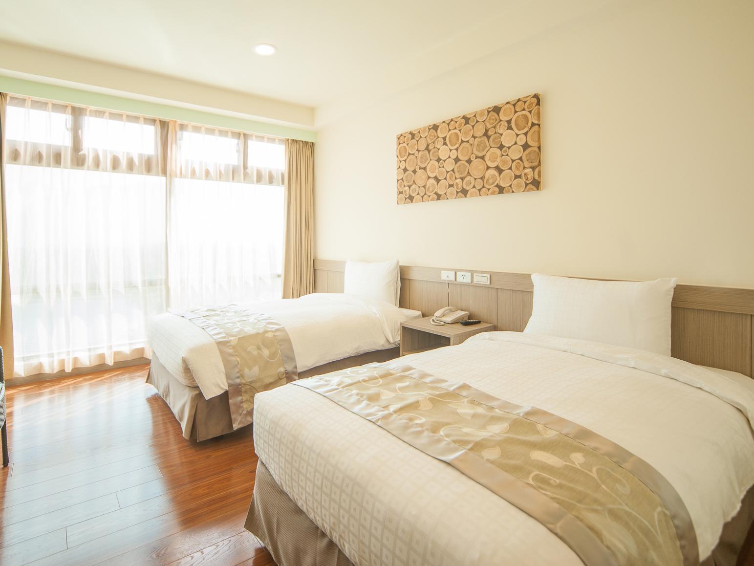 Classic Hotel Shvatan Nantou Luaran gambar